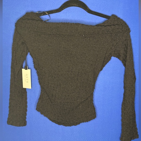 Astr Black Garment - Picture 2 of 5